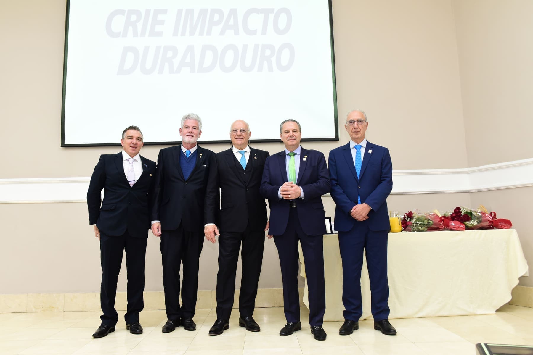 Registro fotográfico da gestão 2026/2027 do Rotary Clube de São Paulo